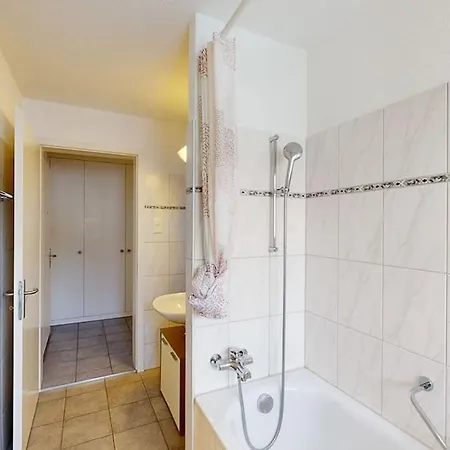 Executive 2 Bedroom Flat Near To The - D10 * Zurich