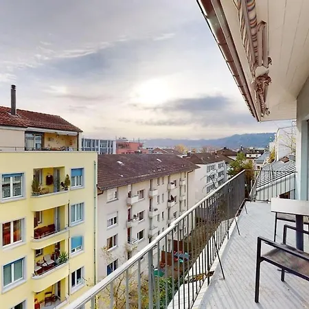 Executive 2 Bedroom Flat Near To The - D10 Apartment