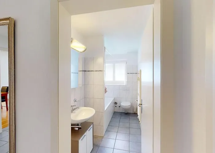 شقة Executive 2 Bedroom Flat Near To The - D10